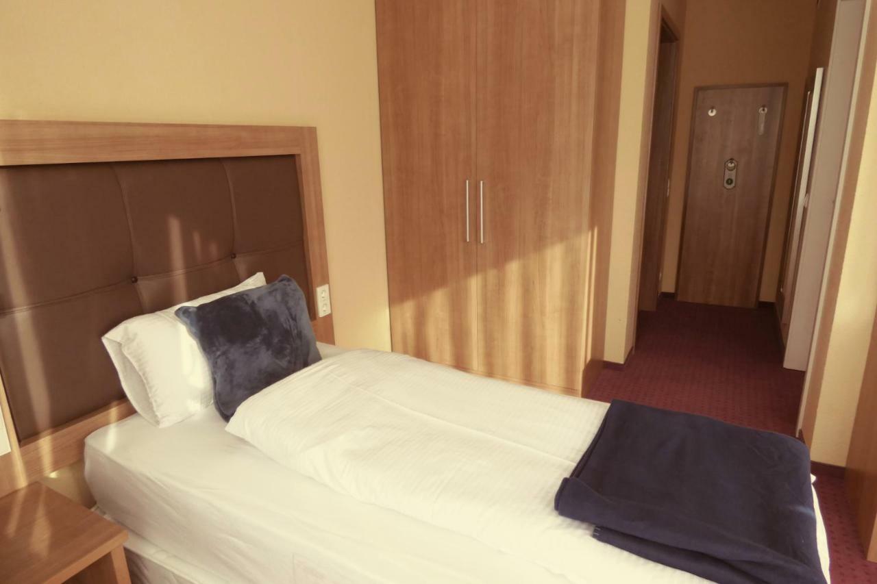 Nashira Kurpark Hotel -100 Prozent Barrierefrei- 바트헤른알브 외부 사진